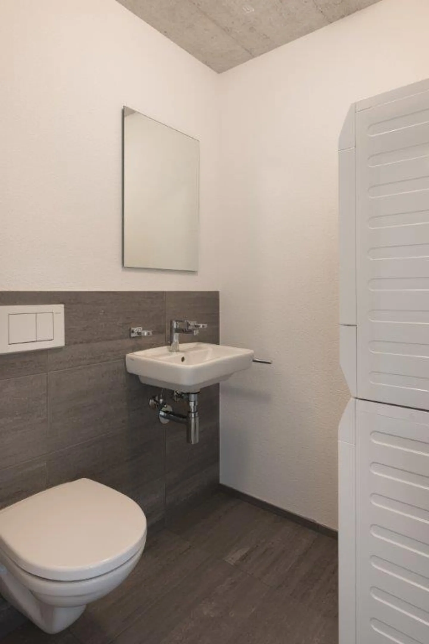 Family-friendly new apartment in a central location - Photo 3 of 4