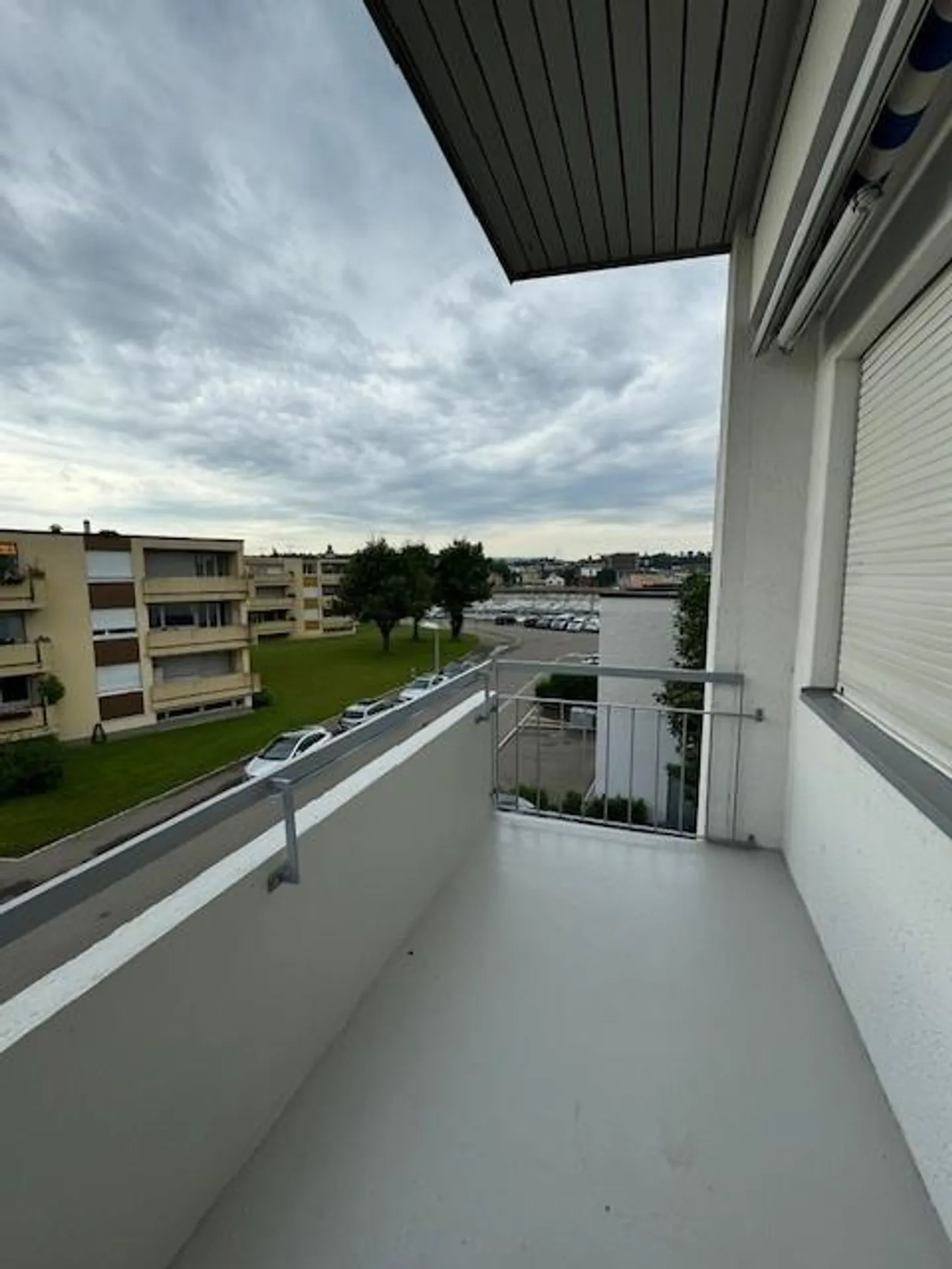 Appartamento spazioso con 3 camere - Foto 2 di 7