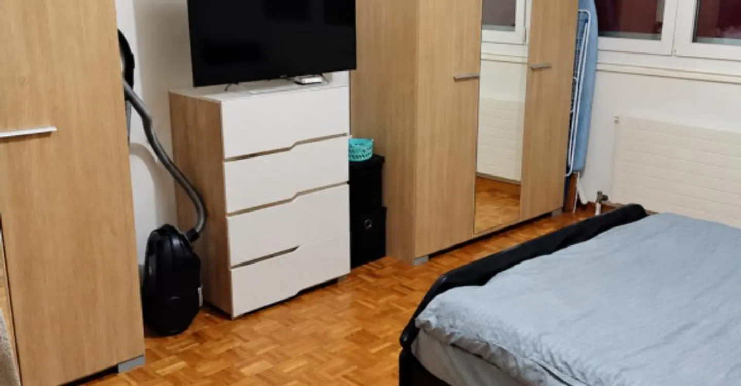 Large 4-room apartment for rent in Acacias - Photo 5 of 6