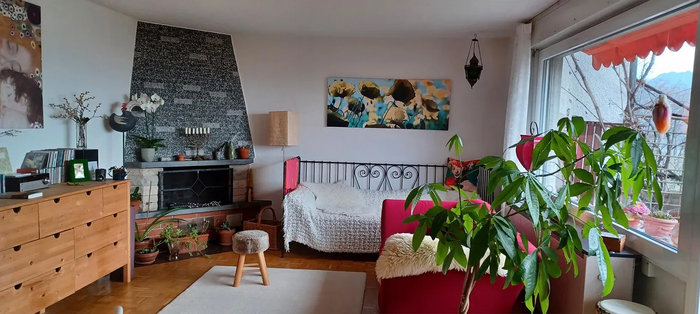 Moitié d'une maison double à louer à Hünibach avec 4 chambres - Photo 2 sur 14