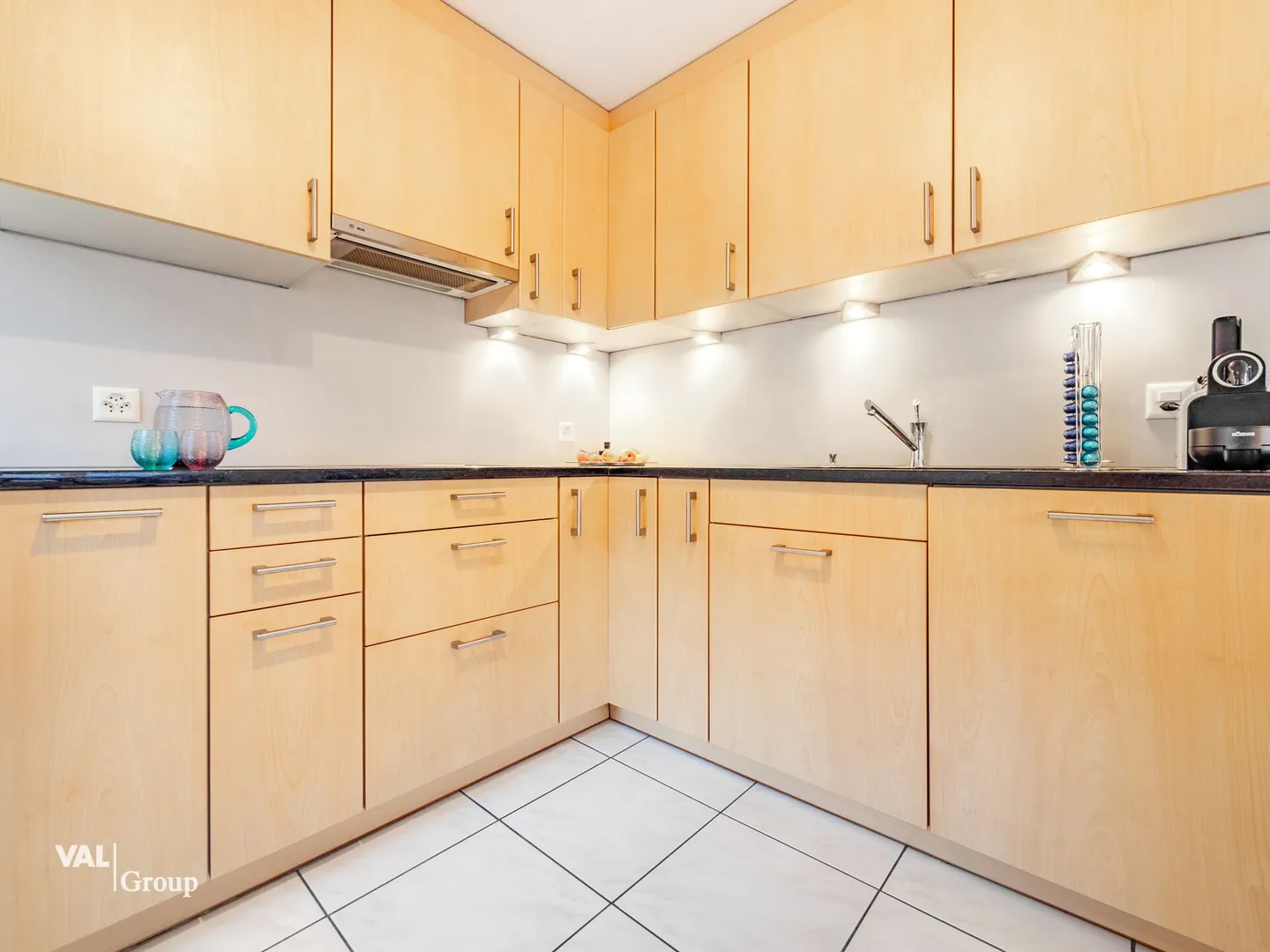 Charmante Attikawohnung im Herzen des Dorfes (inkl. Mobiliar) - Foto 5 von 15