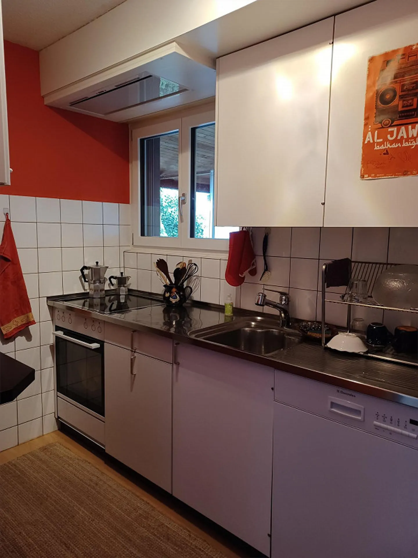 Moitié d'une maison double à louer à Hünibach avec 4 chambres - Photo 4 sur 14