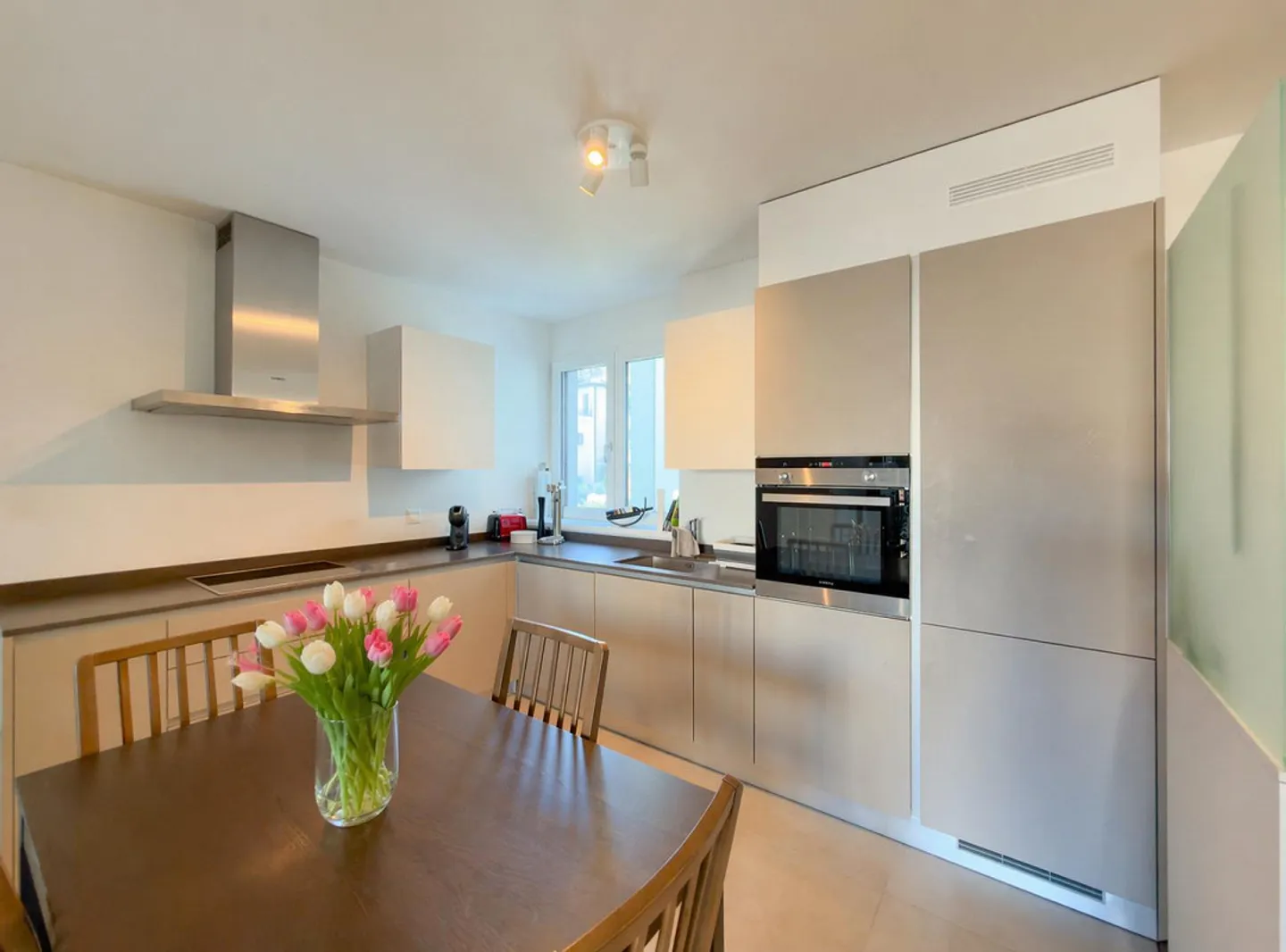 Appartement 2,5 pièces à Mendrisio près de la gare - Photo 2 sur 7