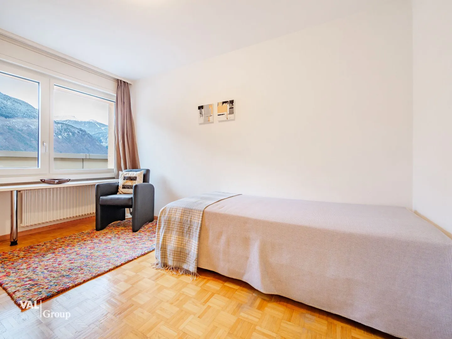 Charmante Attikawohnung im Herzen des Dorfes (inkl. Mobiliar) - Foto 7 von 15