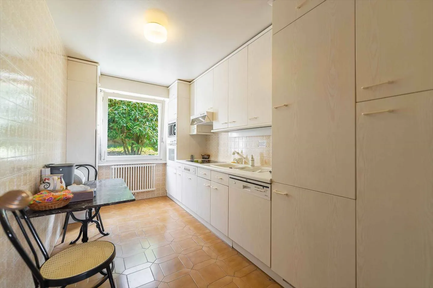 Appartamento spazioso con vista lago - Foto 9 di 12