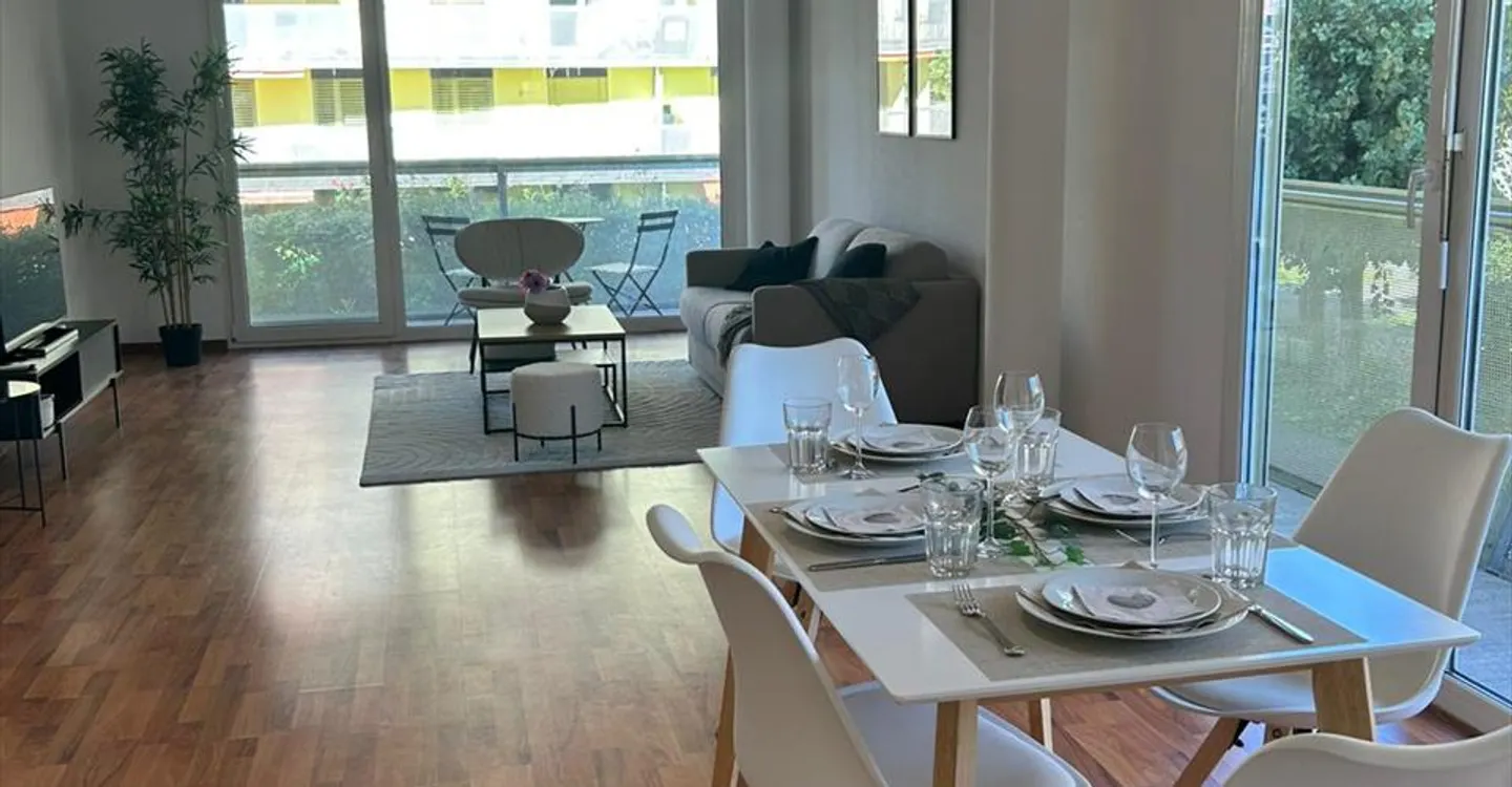 Neugasse 83 – Spacious Newly Furnished 2-Bedroom Apartment in the Heart of Zurich! - Photo 1 of 5