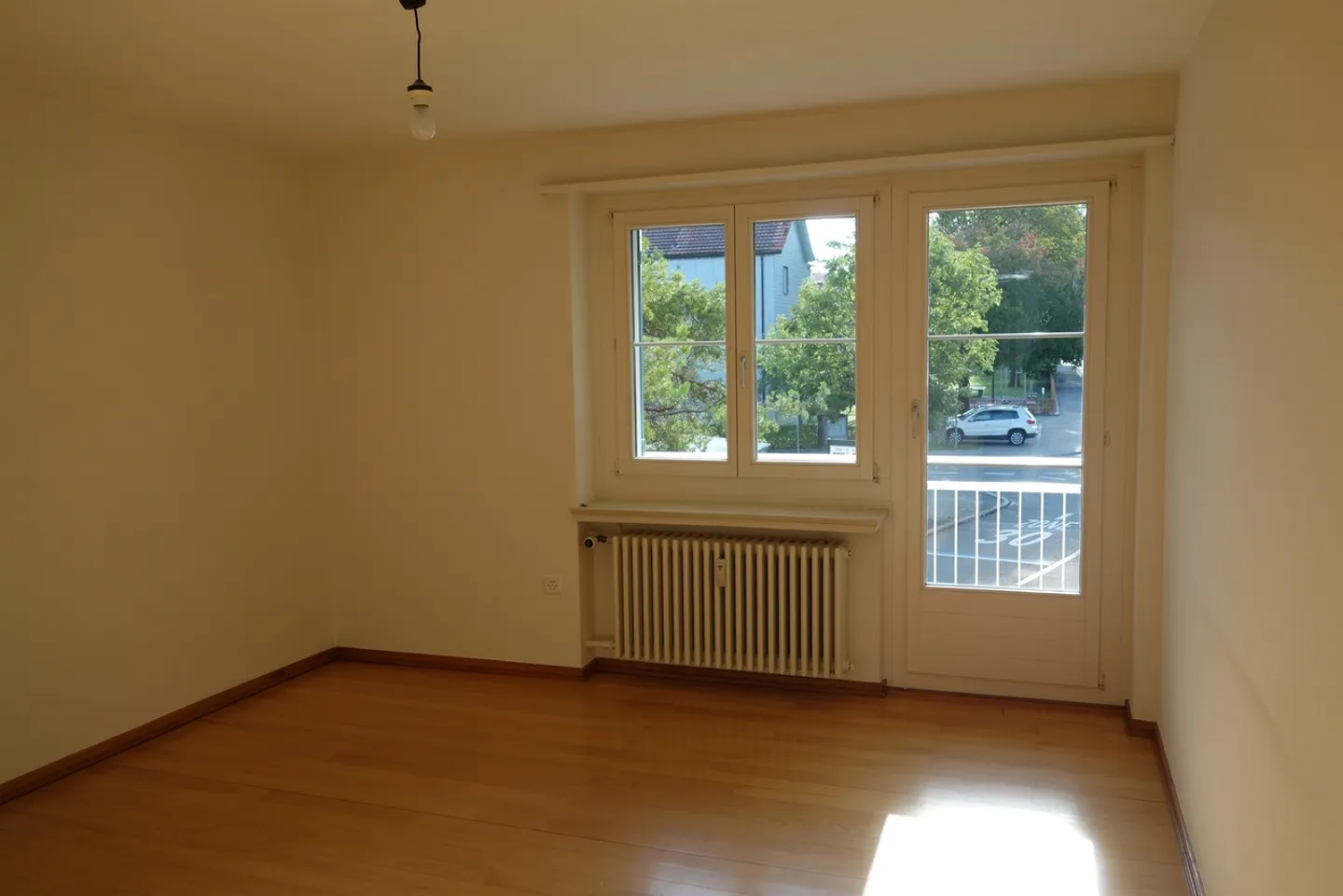 Charming 2-Room Apartment - Photo 1 of 4