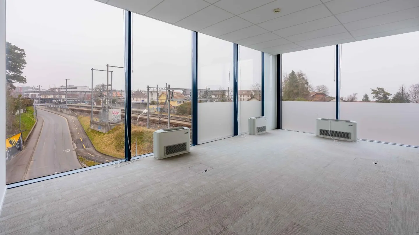 Espace de Bureau Contemporain à Versoix - Photo 5 sur 13