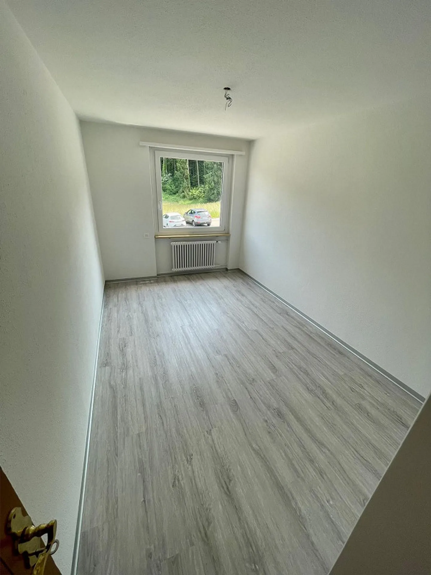 Appartamento affascinante 4.5 stanze nel verde con balcone e posto auto a Wängi - Foto 5 di 9