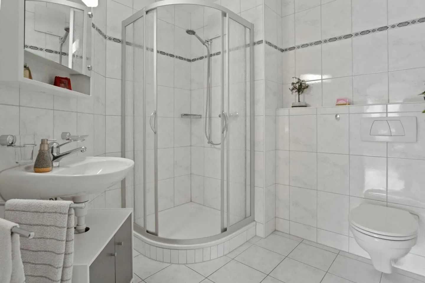 Impressive Living Quality at Lake Constance - Photo 9 of 20