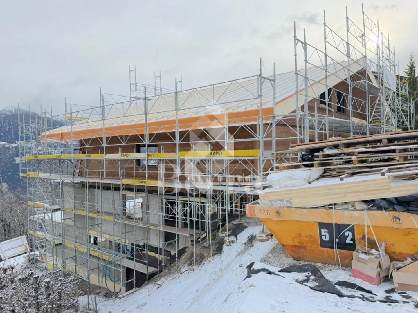 1st floor with unobstructed view - main residence - Photo 4 of 9