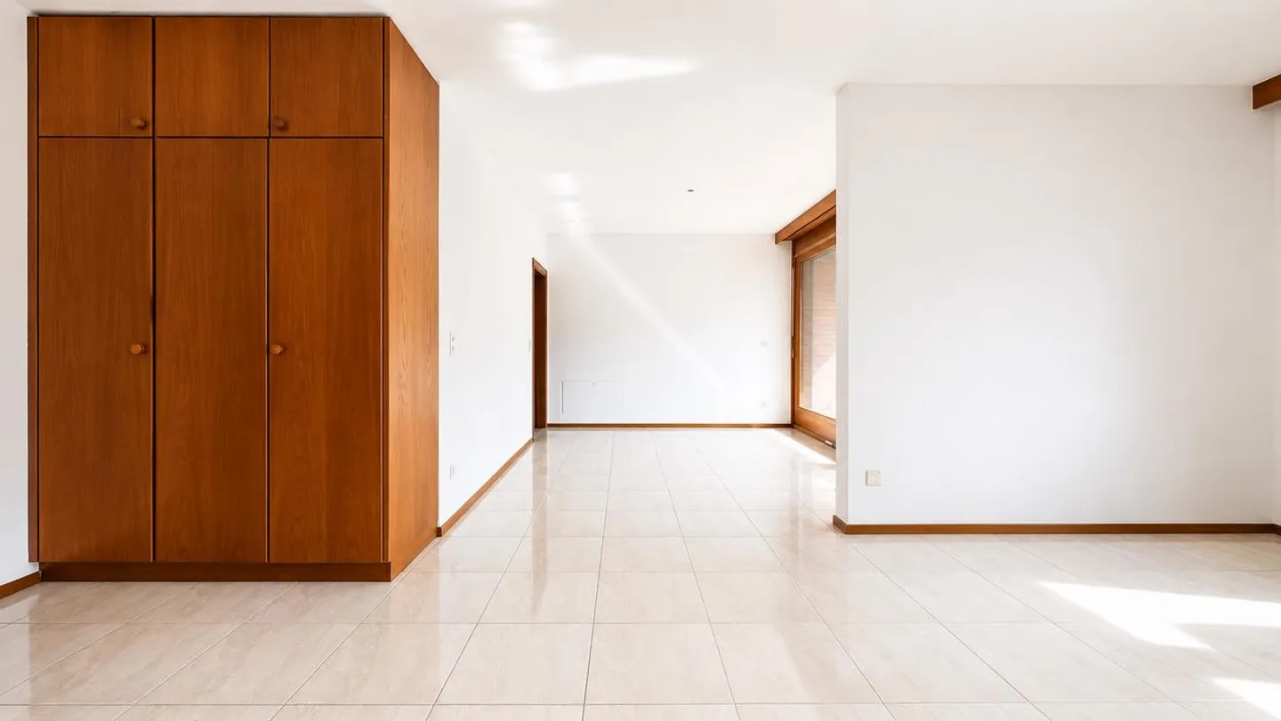 SEMENTINA - FOR SALE SPACIOUS 4.5 ROOMS IN A PRIVILEGED POSITION - Photo 4 of 13
