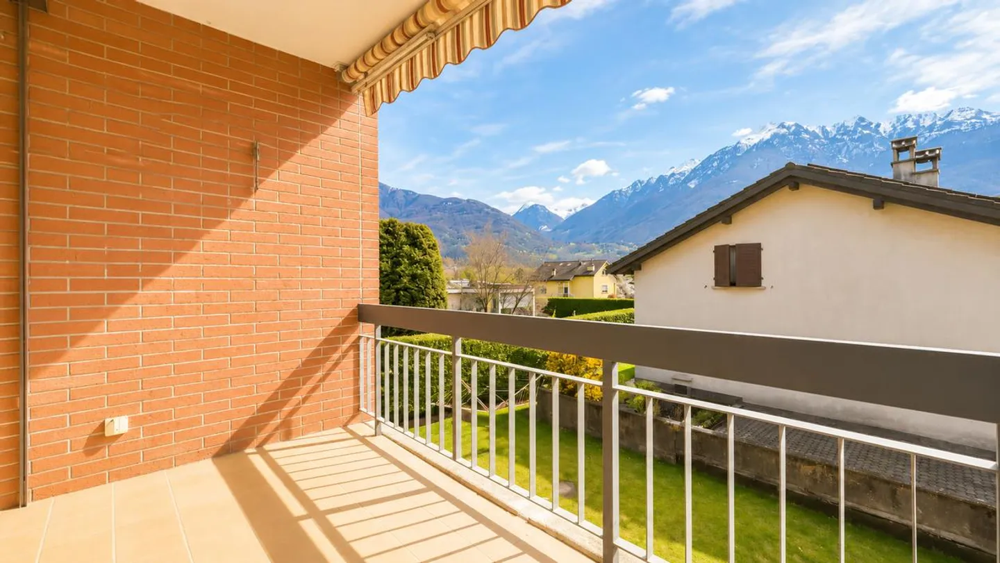 SEMENTINA - FOR SALE SPACIOUS 4.5 ROOMS IN A PRIVILEGED POSITION - Photo 5 of 13
