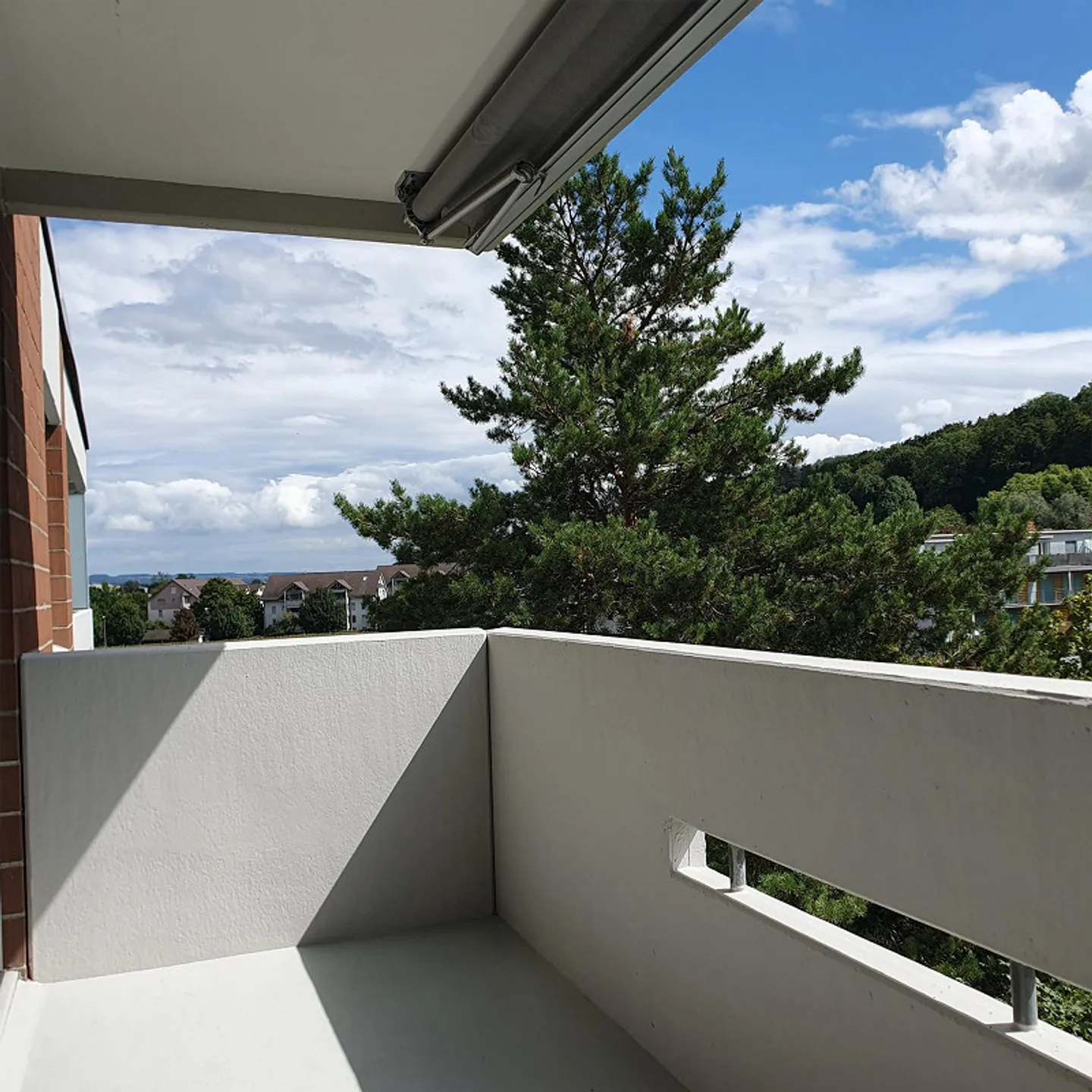 2.5-Zimmerwohnungen frisch renoviert. Bezugsbereit per 1.10.26+1.4.27! - Foto 5 di 6