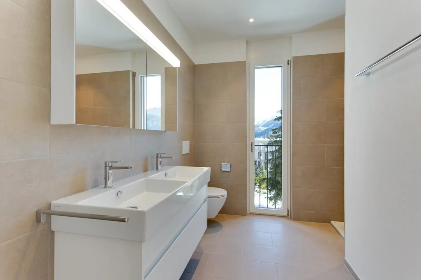 Moderne 3.5 Zimmer-Wohnung in Davos - Foto 4 von 8