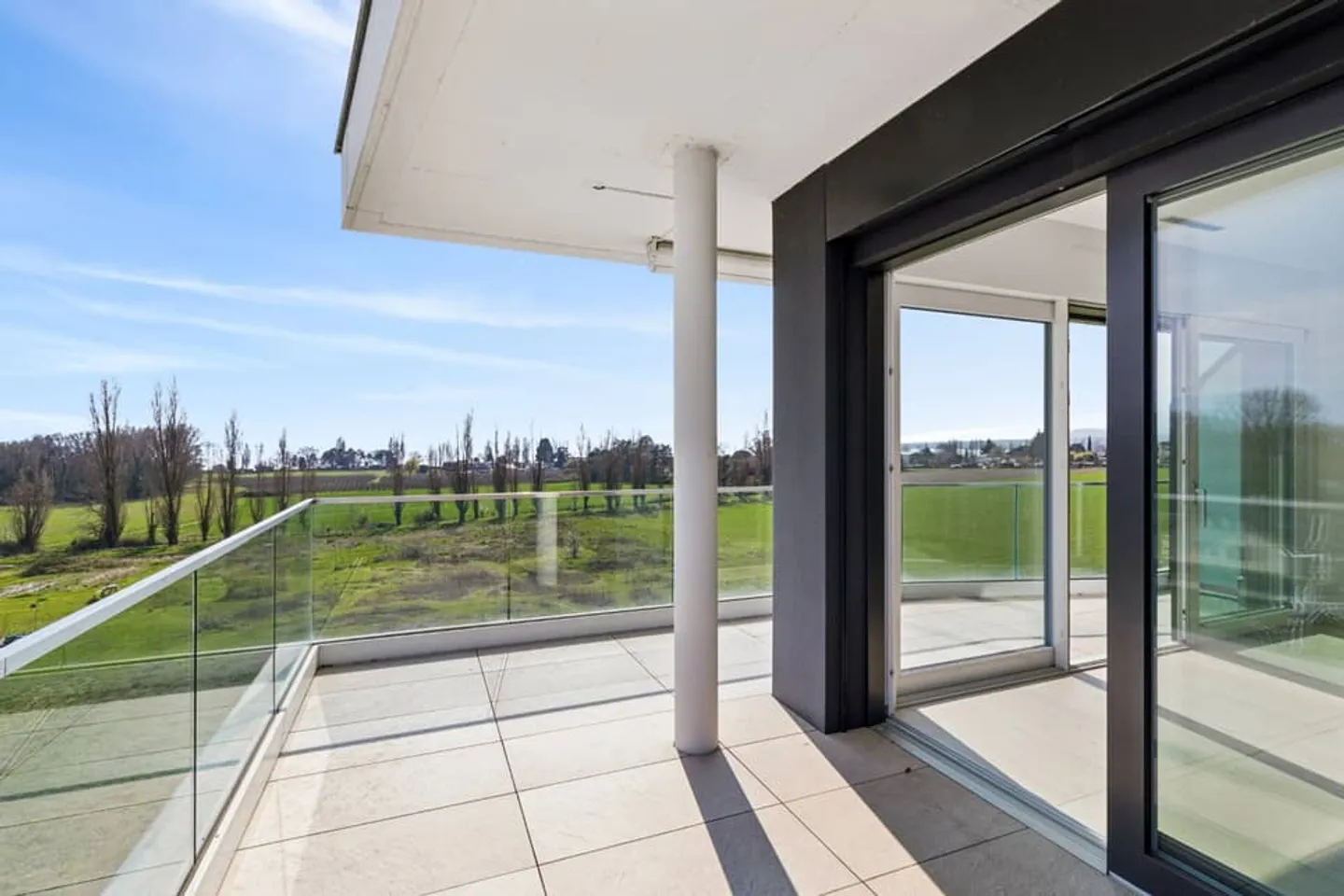 Appartement de Luxe avec Vue Lac - Photo 10 sur 13