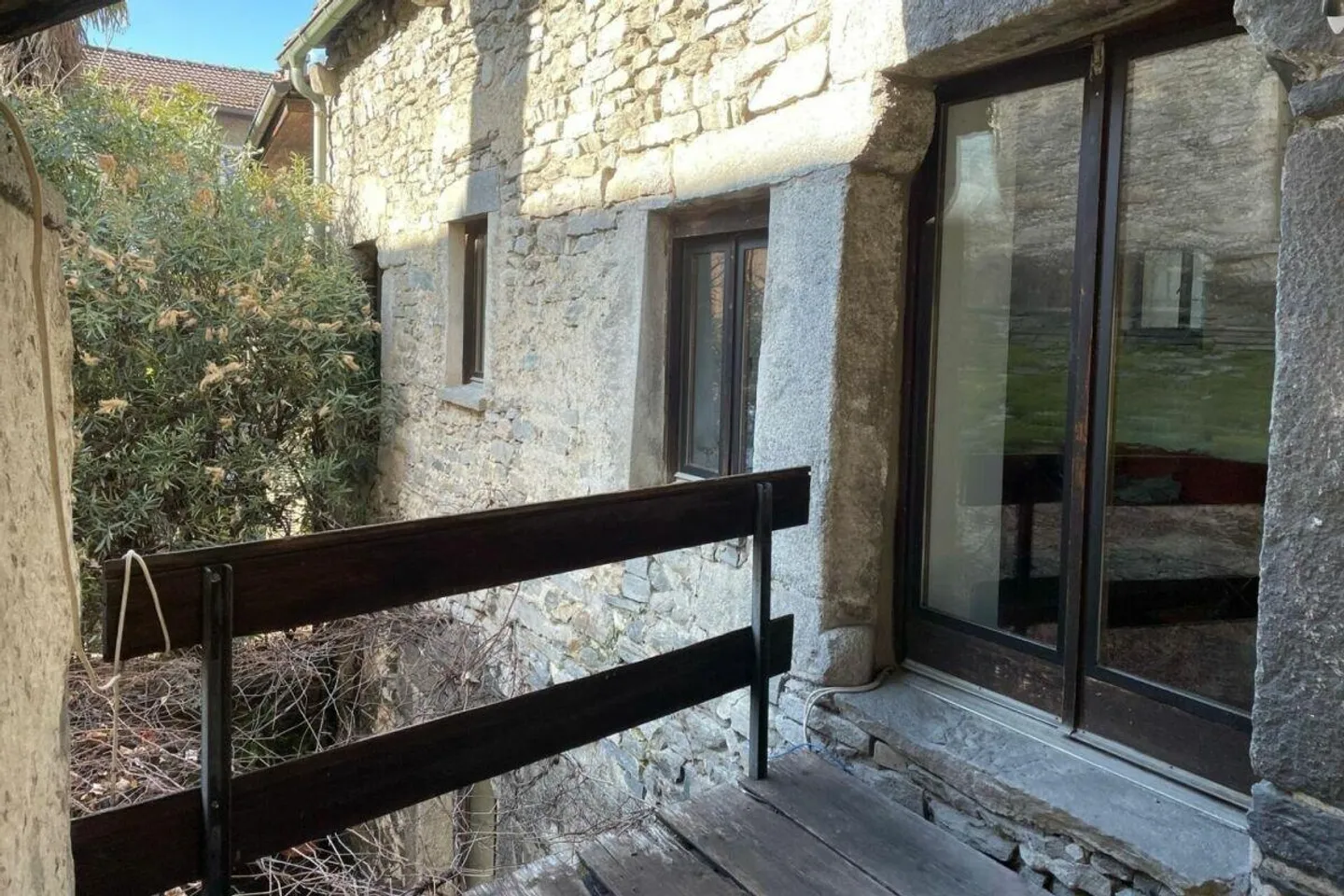 Tessinerhaus im Dorfkern mit Piazzetta und viel Potential - Foto 6 von 9