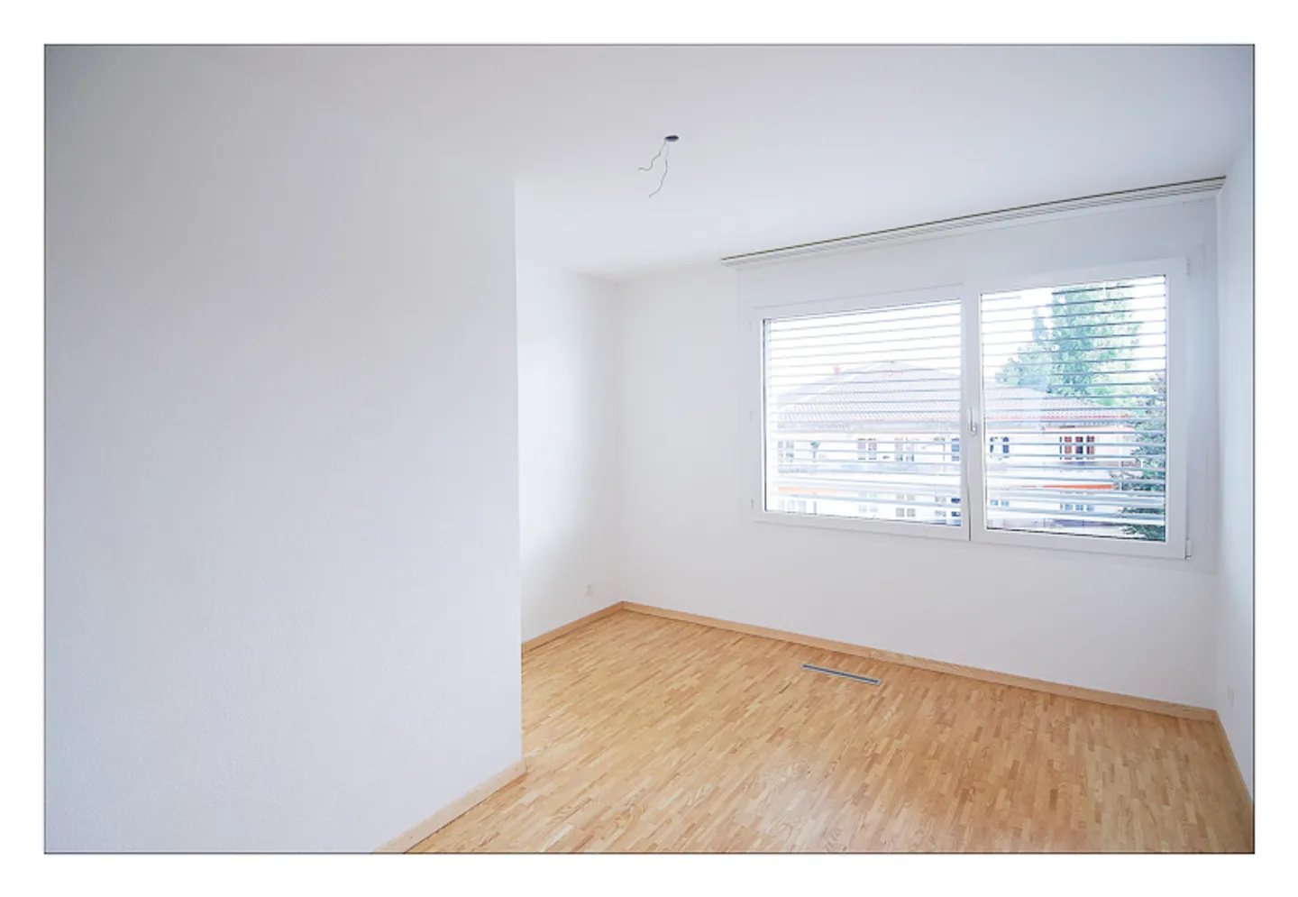 Luminoso appartamento 4,5 locali - Foto 6 di 12