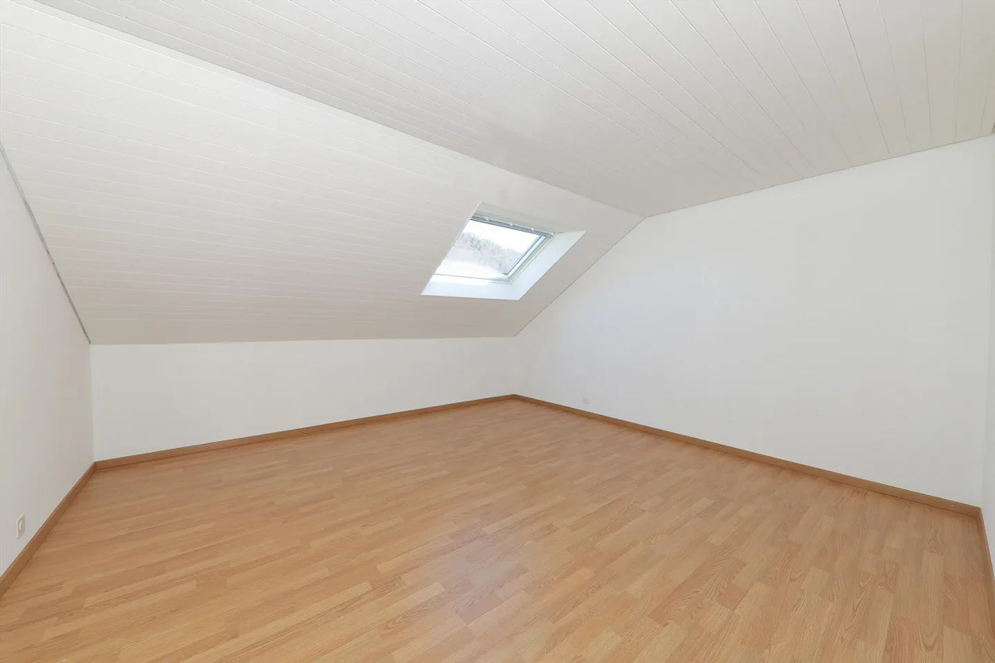 Appartement 2.5 pièces cosy - Photo 3 sur 7