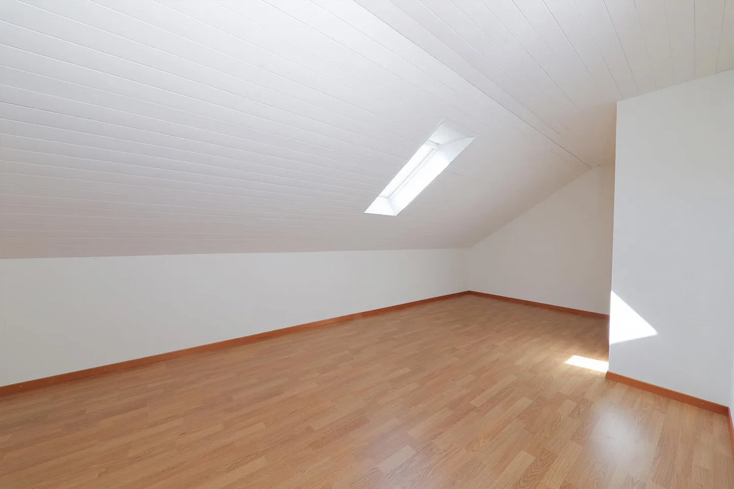 Appartement 2.5 pièces cosy - Photo 4 sur 7