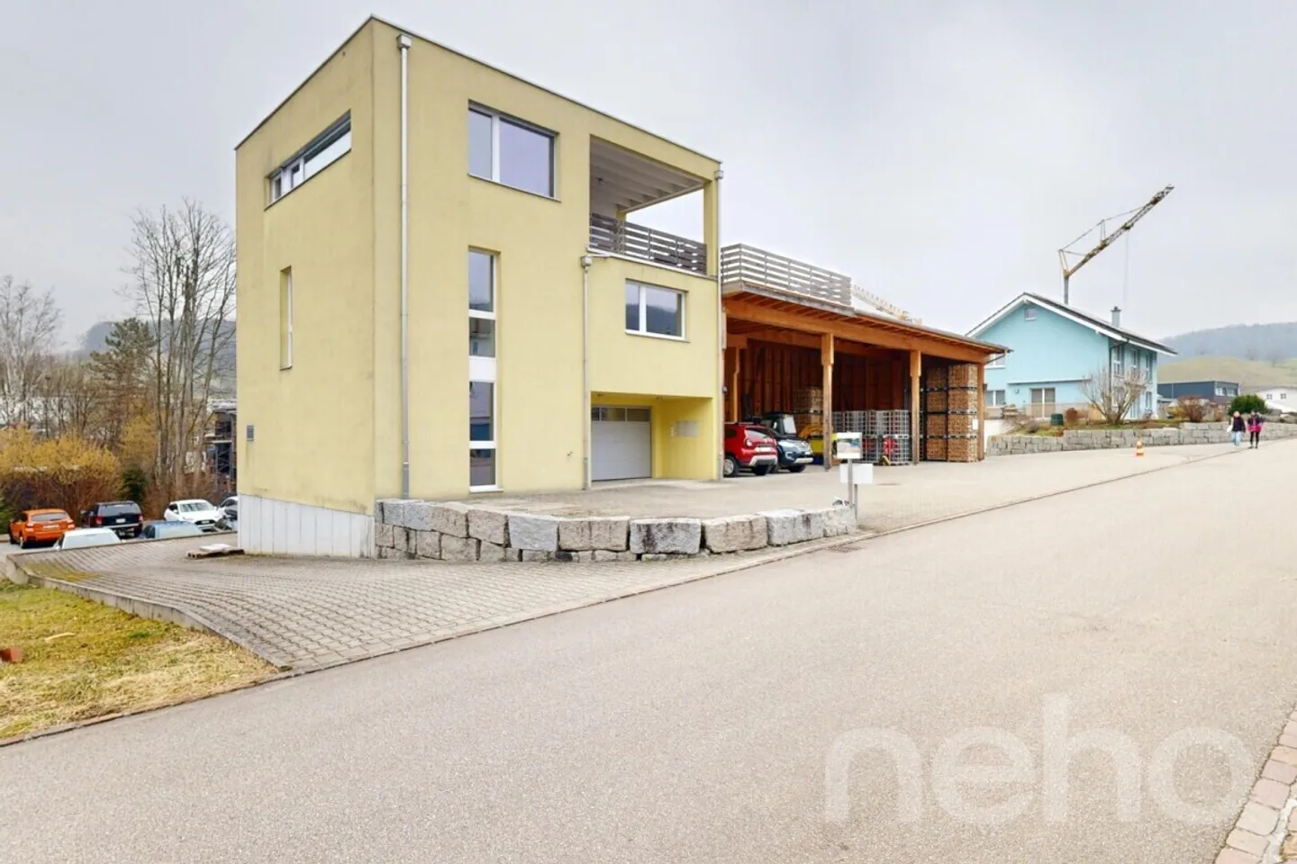 Casa unifamiliare con laboratorio affittato, impianto fotovoltaico e potenziale - Foto 3 di 13