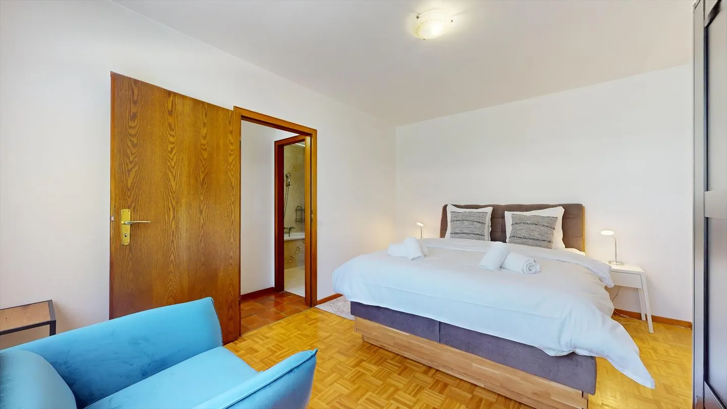One Bedroom Apartment in a Quiet Neighborhood - Photo 15 of 19