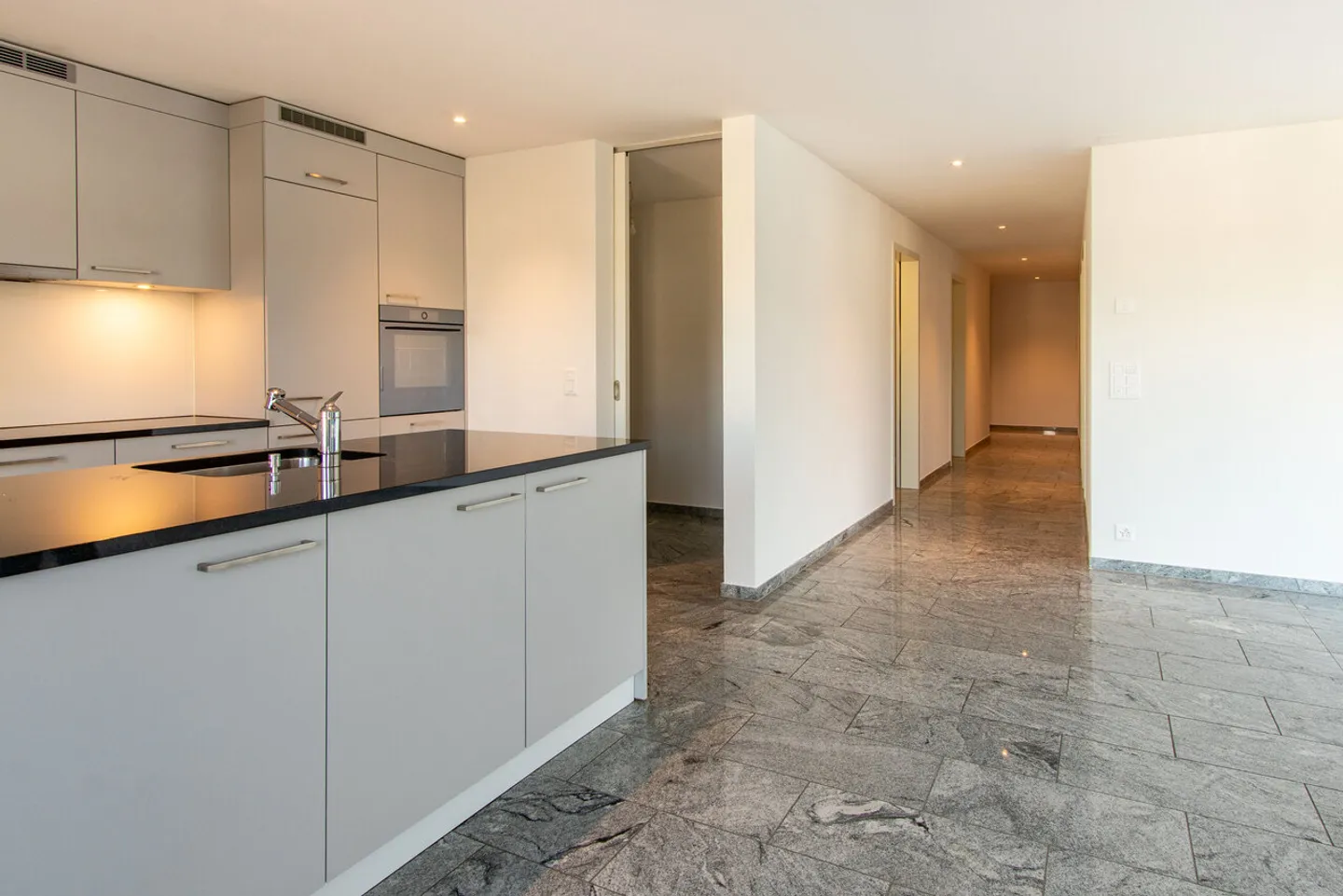 Appartamento moderno 4,5 locali a Moudon - Foto 2 di 11