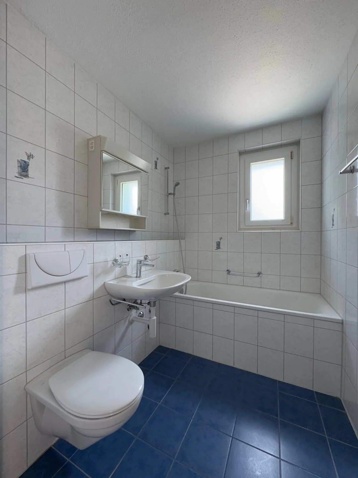 Bell'appartamento di 4 stanze - Foto 7 di 8