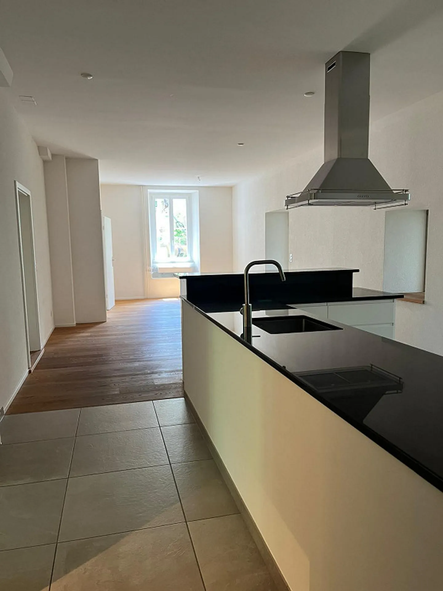 Appartamento 5.5 stanze - Foto 3 di 17