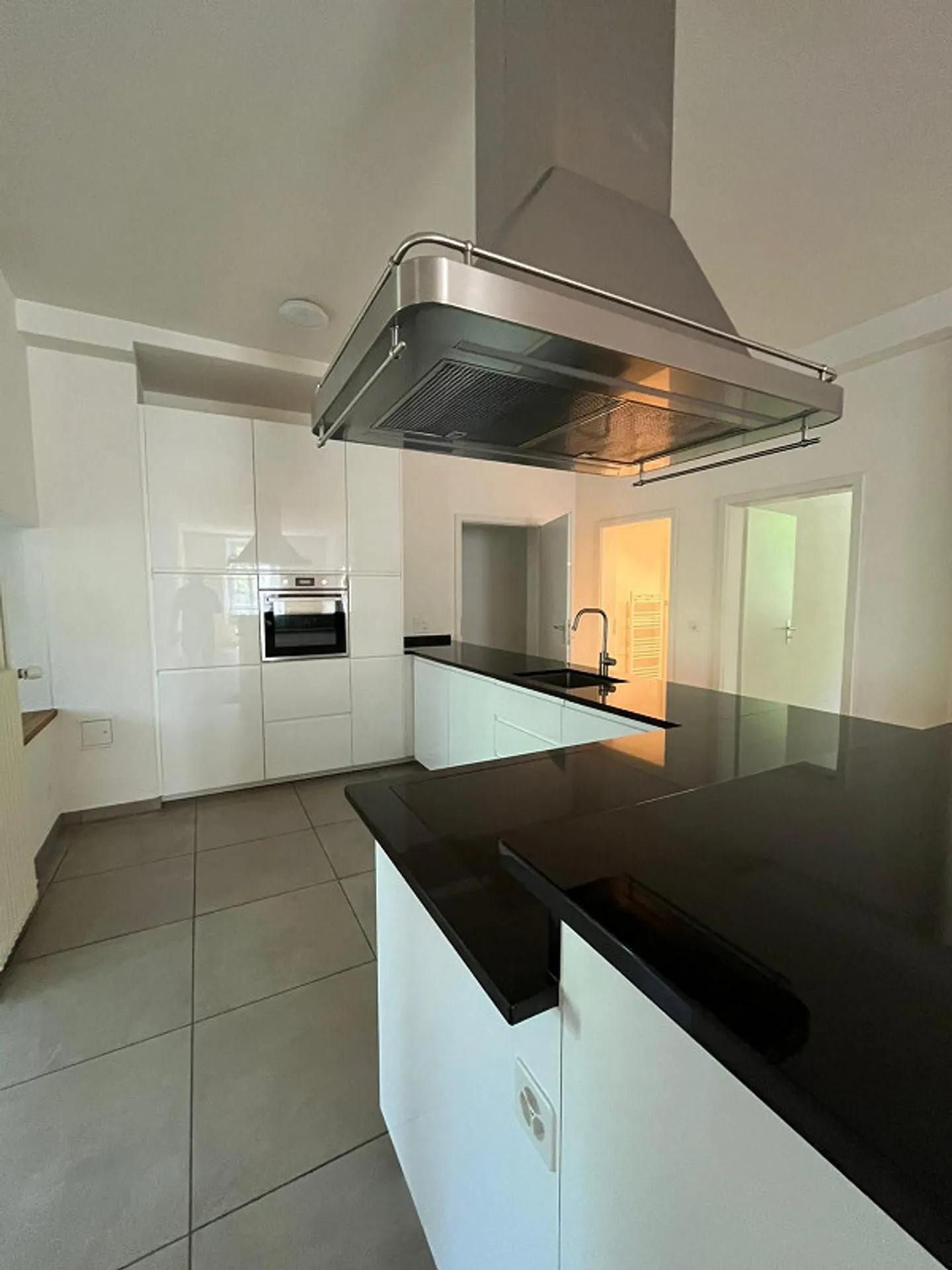 Appartamento 5.5 stanze - Foto 4 di 17