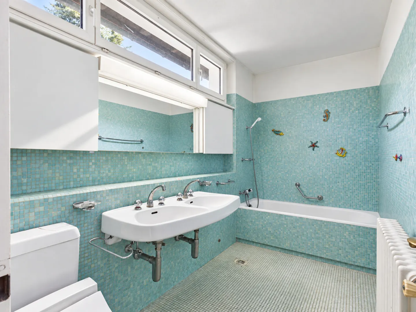 Charming Townhouse with Garden - Photo 10 of 13