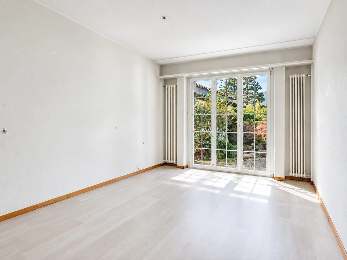 Charming Townhouse with Garden - Photo 12 of 13