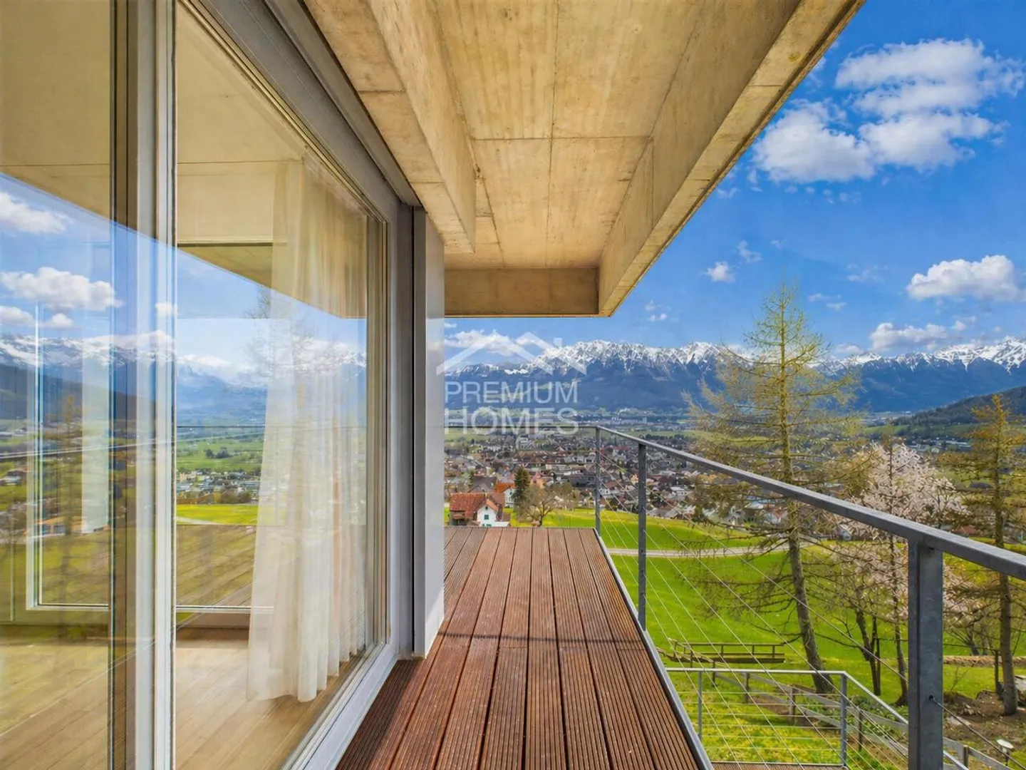 Vista panoramica non ostacolata sulla valle del Reno - Foto 9 di 12