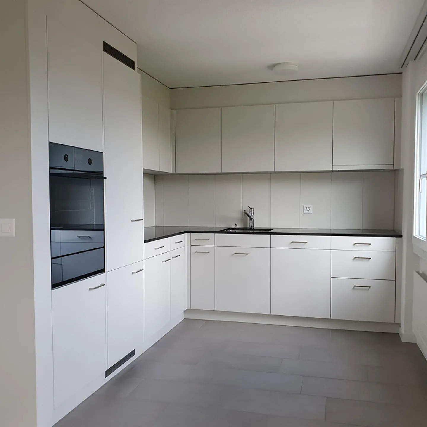 Neu renovierte 4,5-Zimmerwohnungen per 1.10.26 + 1.4.27 zu vermieten - Foto 1 di 7