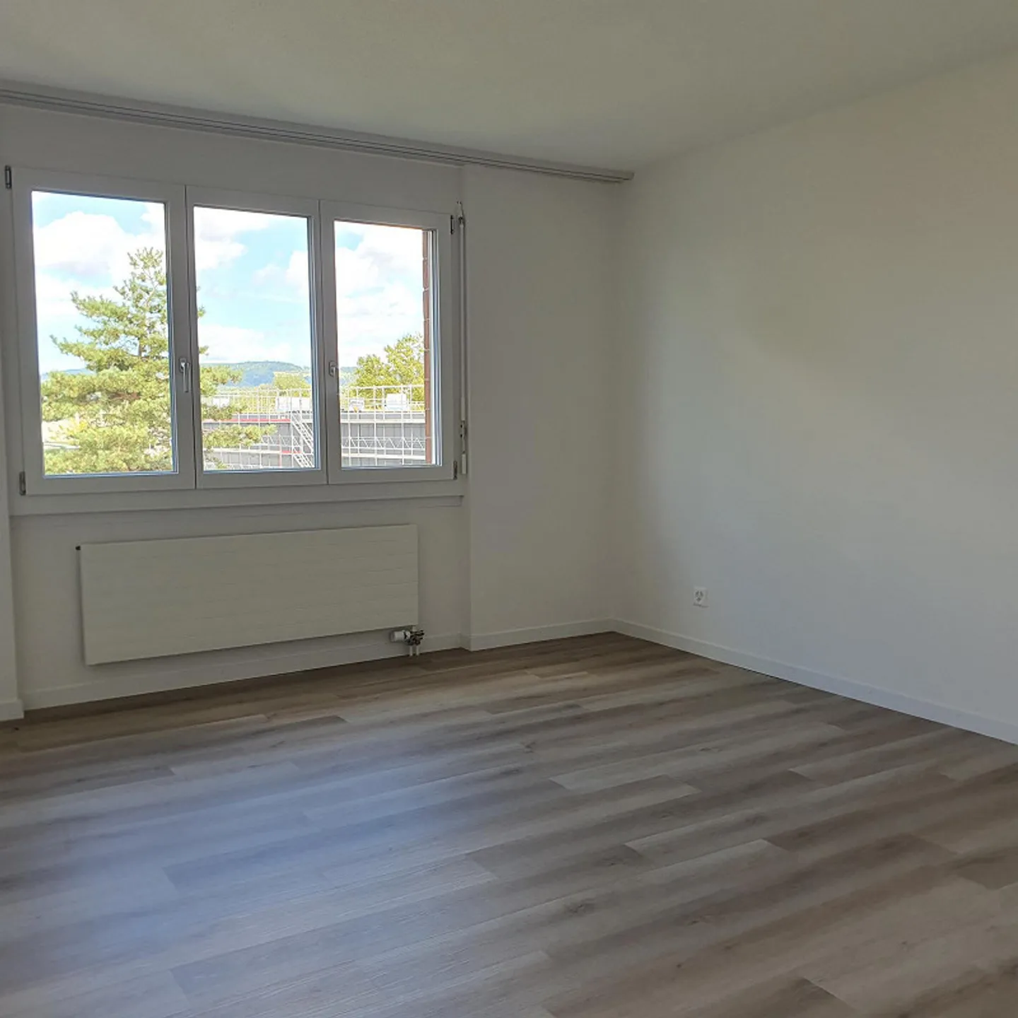 Neu renovierte 4,5-Zimmerwohnungen per 1.10.26 + 1.4.27 zu vermieten - Foto 3 di 7