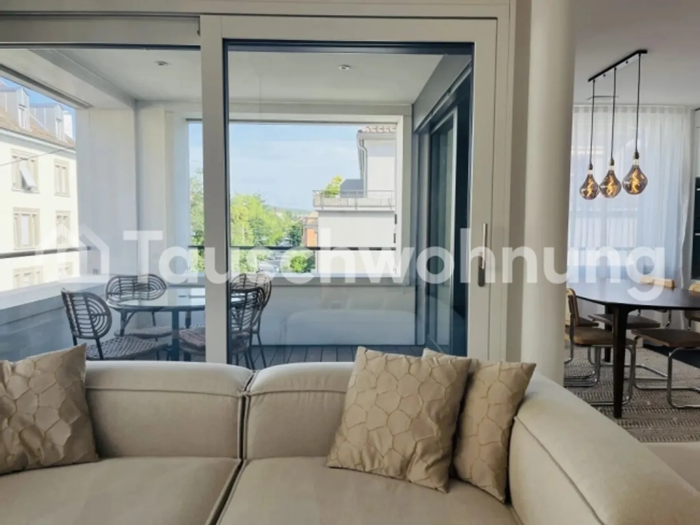 Appartement 2,5 pièces à Hottingen contre au moins 3,5 pièces - Photo 1 sur 1