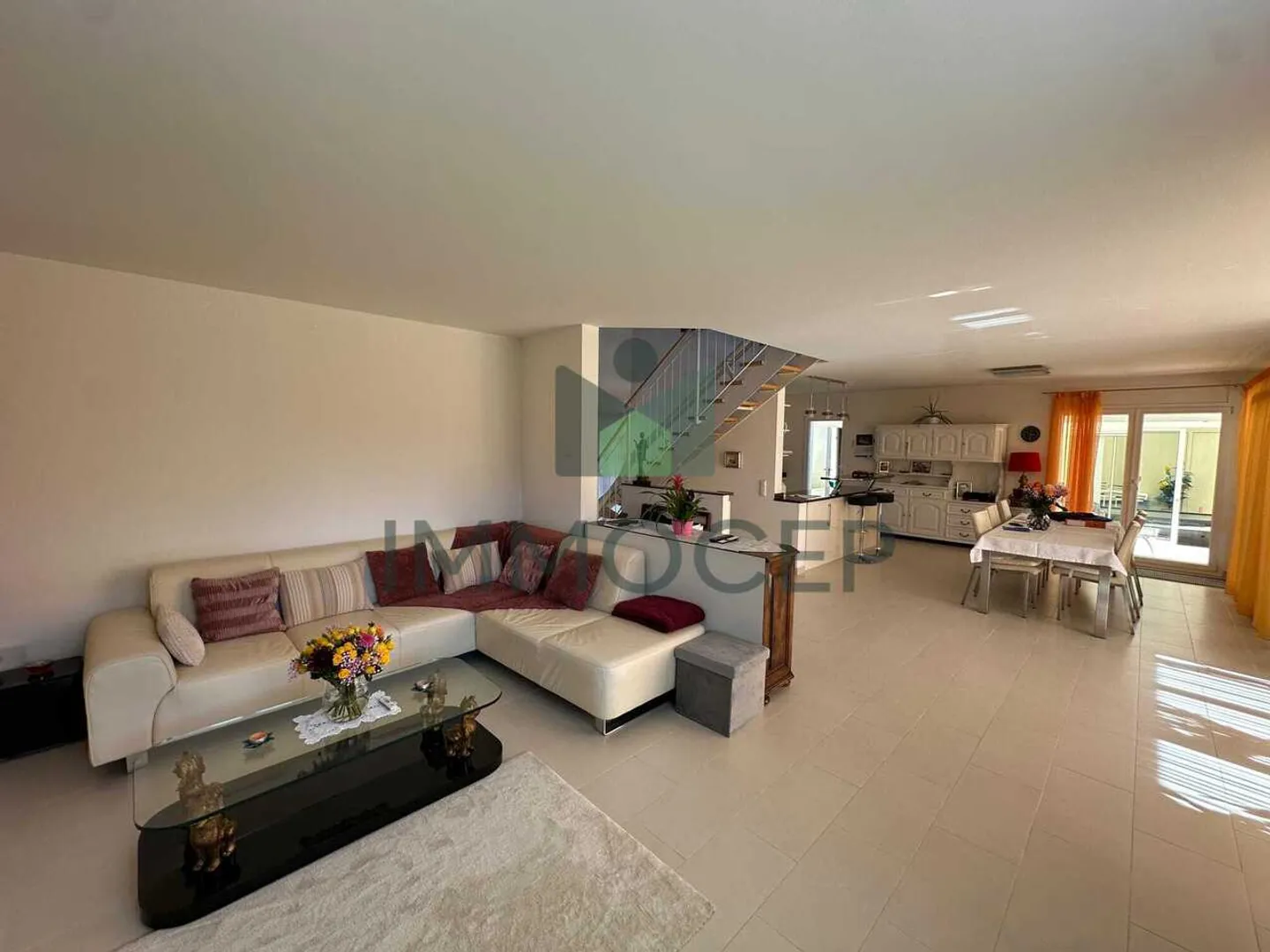 Exclusivity: beautiful detached house with 6 rooms and 180 m2 of living space - Photo 2 of 12