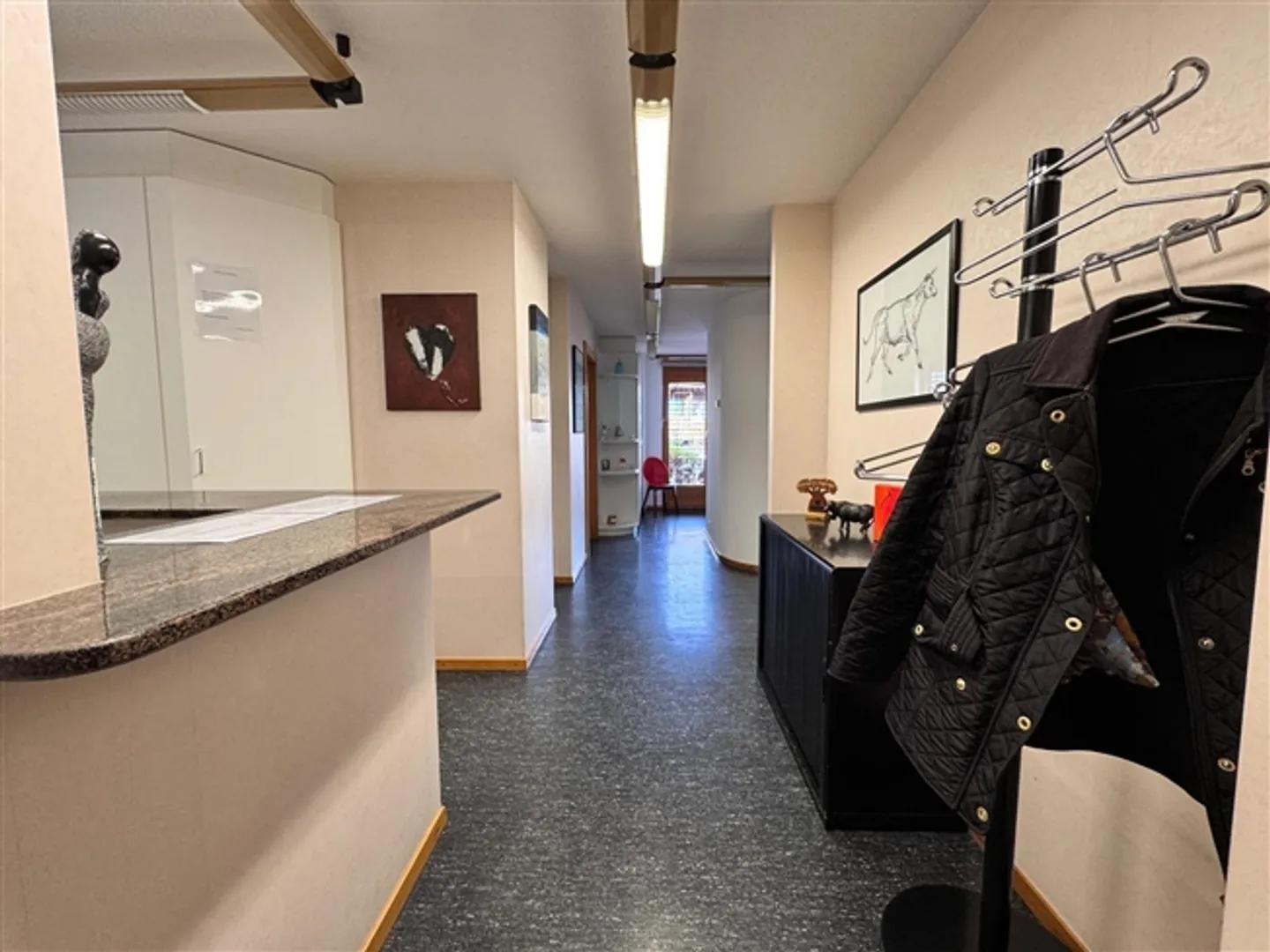 Zone commerciale à Vex - Photo 1 sur 11