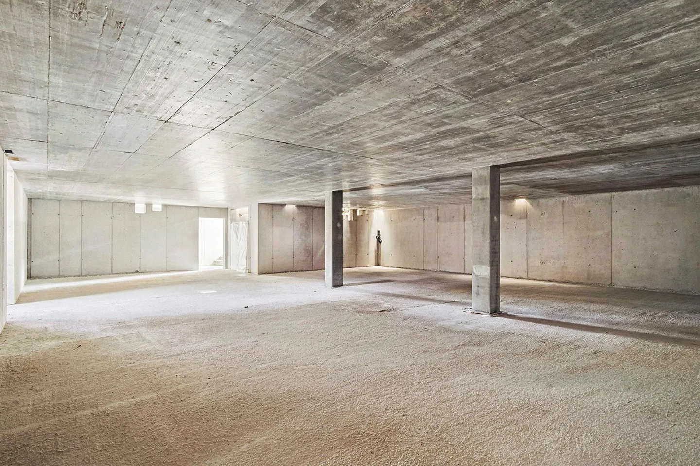 Vielseitige Gewerbefläche - Foto 2 von 13