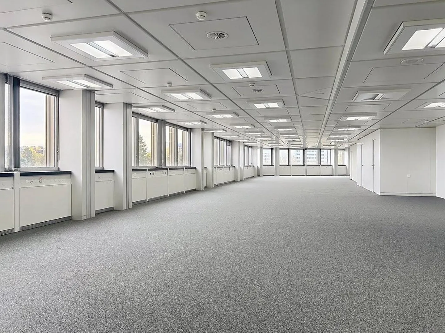 Spazio uffici ristrutturato di 730 m2 al 4° piano - Foto 5 di 7