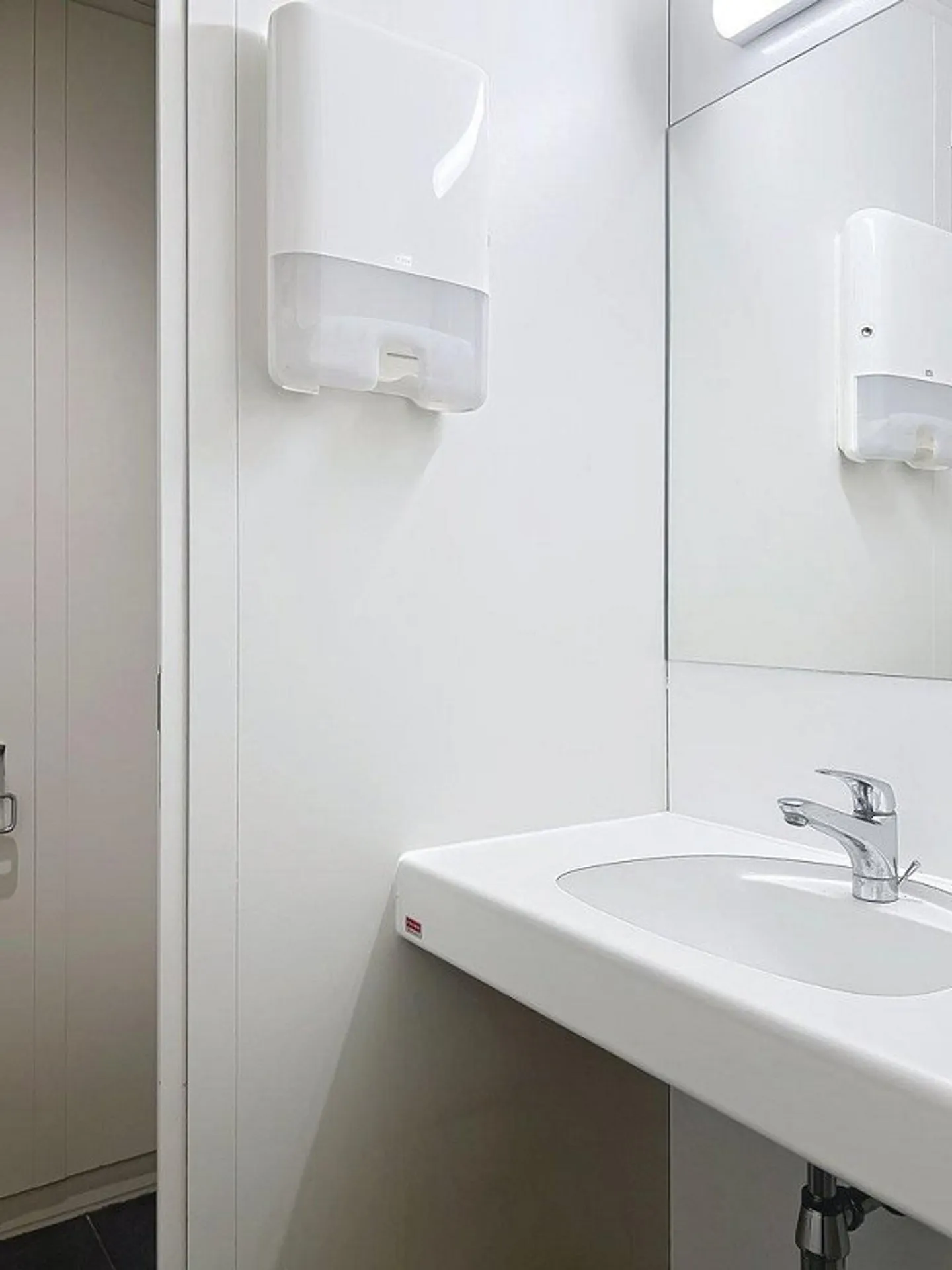 Spazio uffici ristrutturato di 730 m2 al 4° piano - Foto 6 di 7