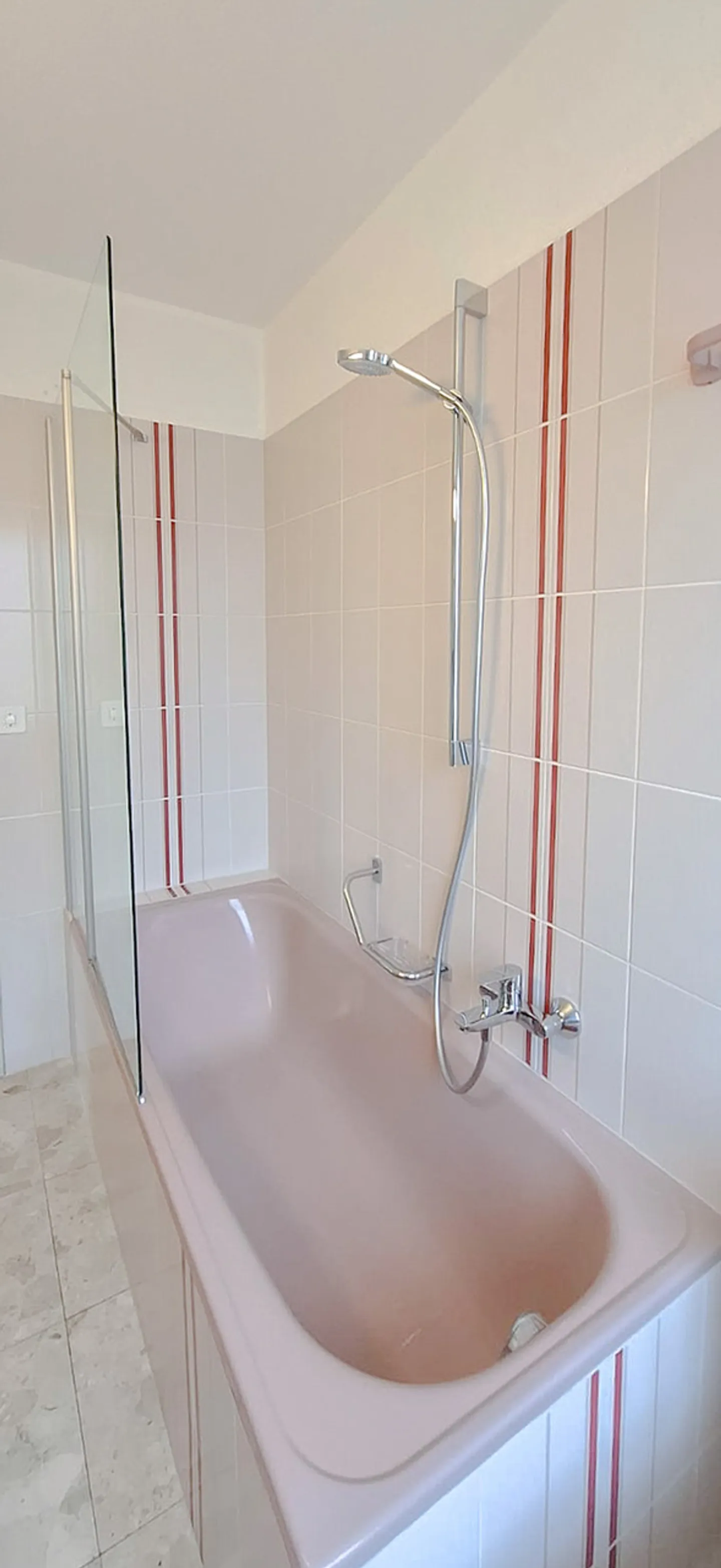 Bright 3.5-room apartment in Fleurier - Photo 11 of 14