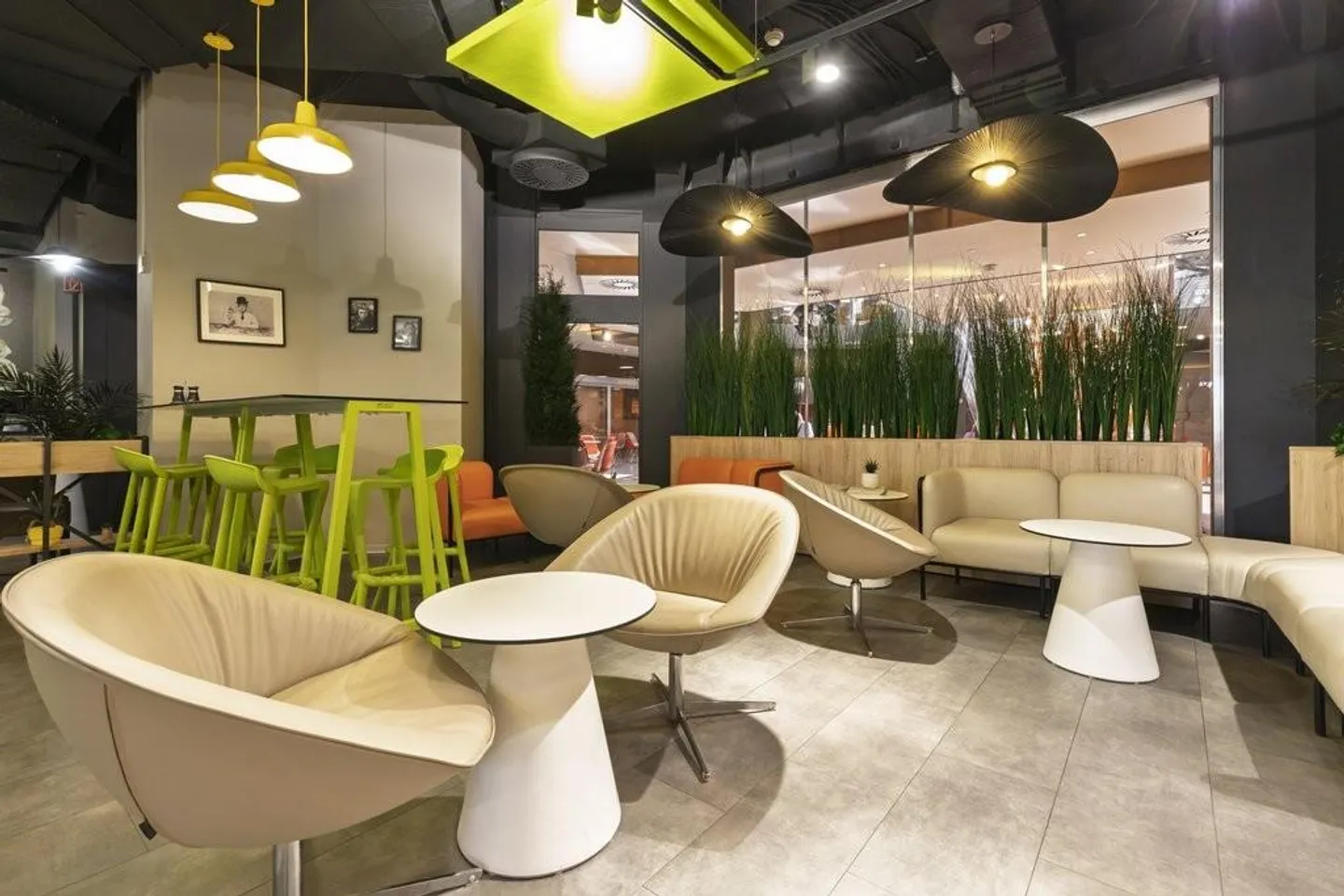 Spazio uffici ristrutturato di 730 m2 al 4° piano - Foto 3 di 7