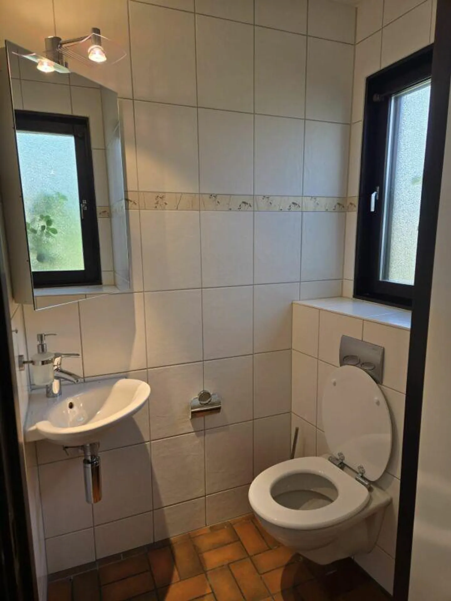 Beautiful 4.5 Room Corner House with Garden - Photo 15 of 15