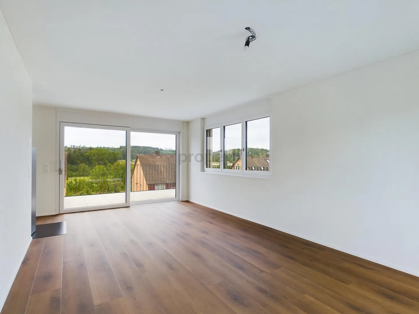 2,5 Zimmer Attikawohnung in Seuzach - Foto 4 von 10