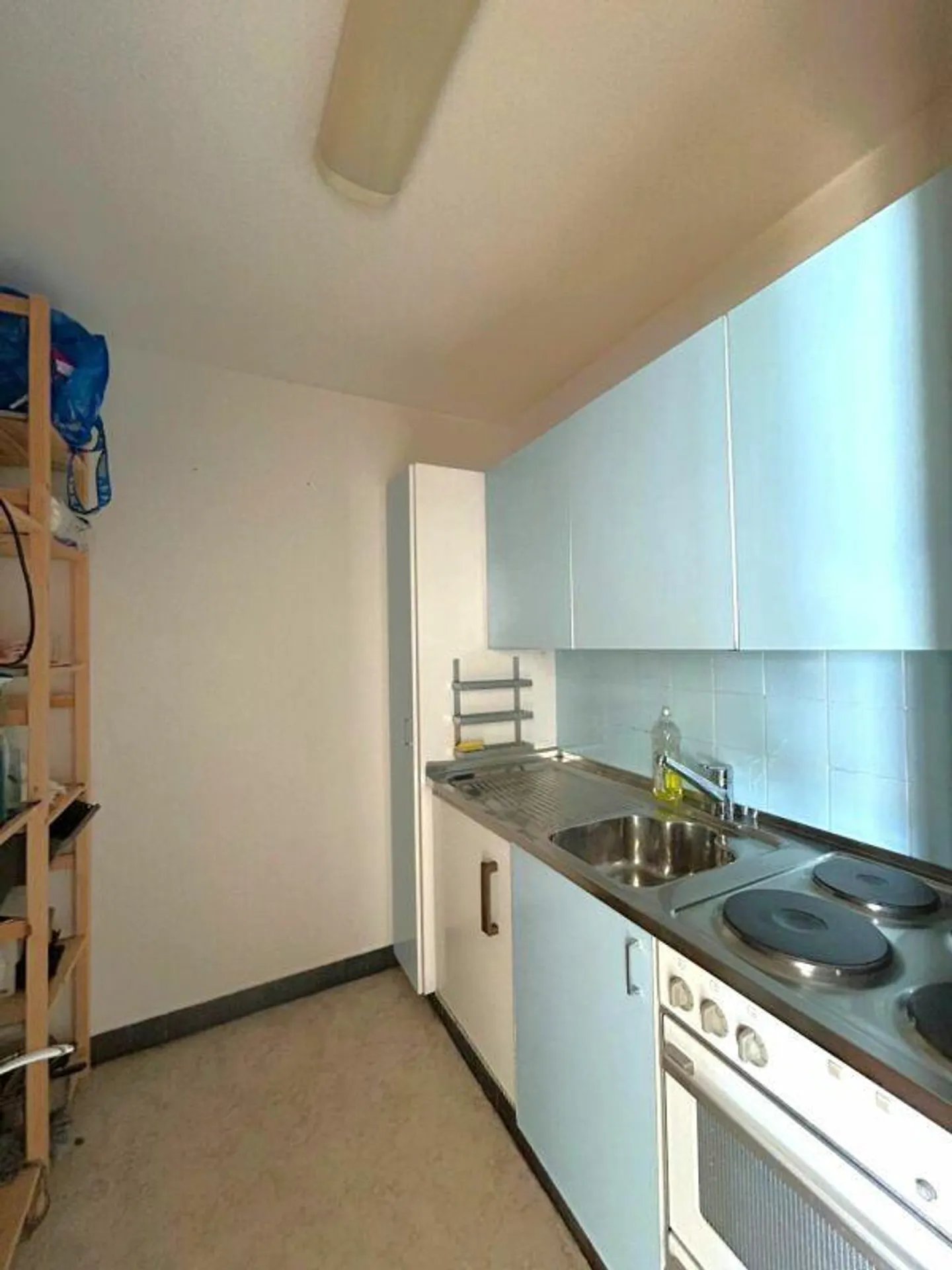 Sonnige 1-Zimmer-Attikawohnung im 4. OG im Mühlemattquartier! - Foto 4 von 7