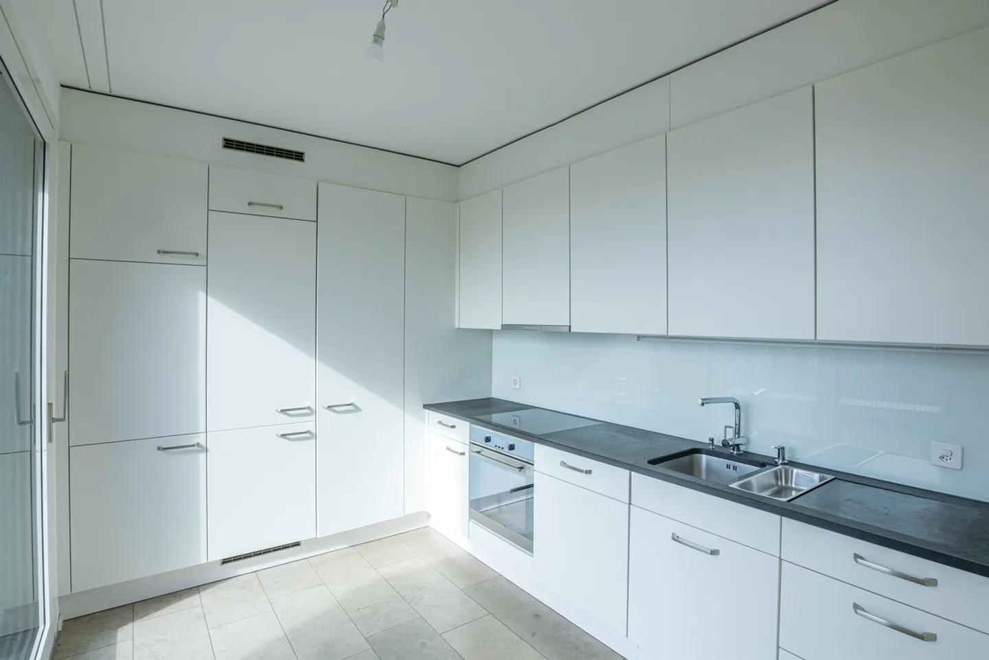 Appartamento moderno con terrazza sul tetto - Foto 2 di 9