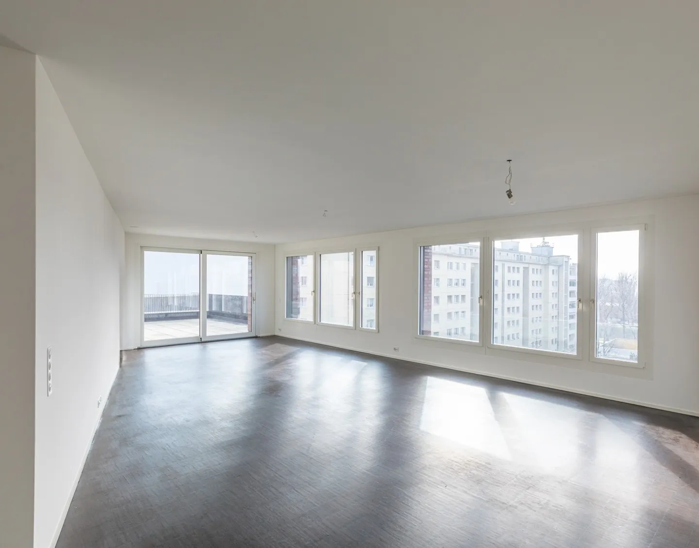 Appartamento moderno con terrazza sul tetto - Foto 3 di 9