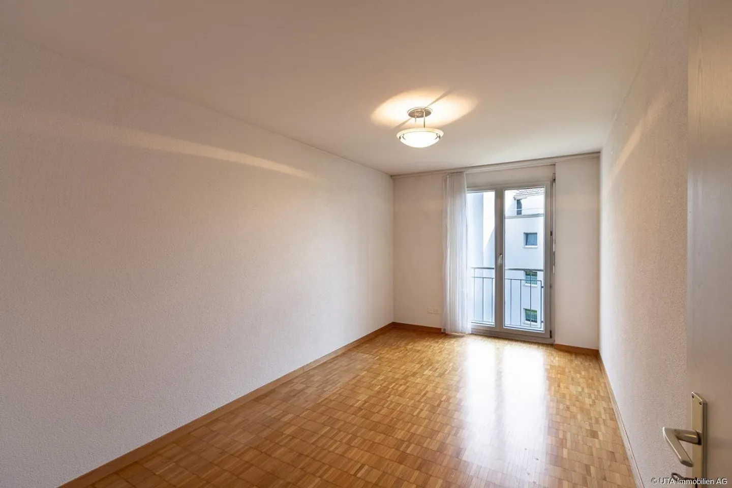 4½-Room Apartment in a Central Location, Ideal as an Investment - Photo 7 of 11
