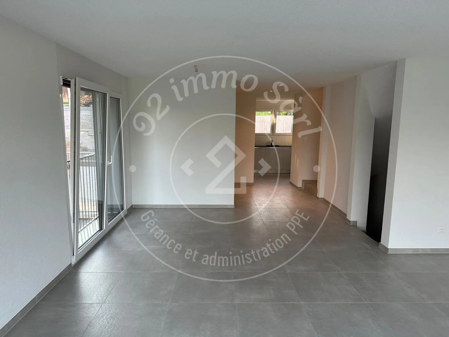 Bella casa bifamiliare 5,5 stanze ad Autigny - Foto 1 di 10